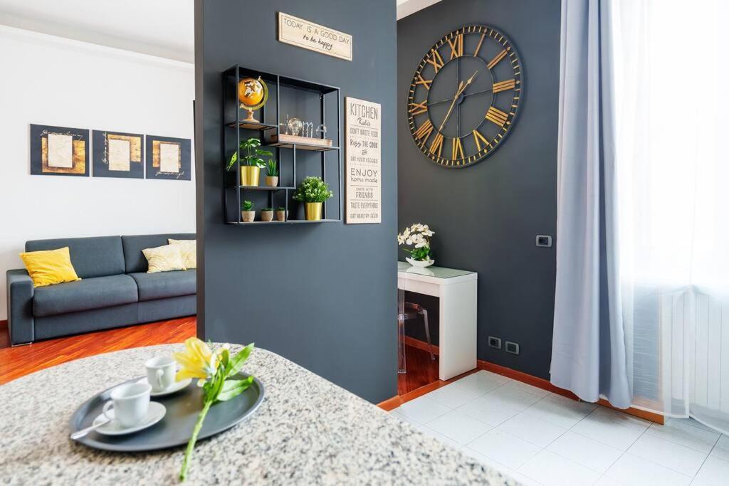 Free Parking Centro - Luxury Apartment in Pt Venezia Milano Esterno foto