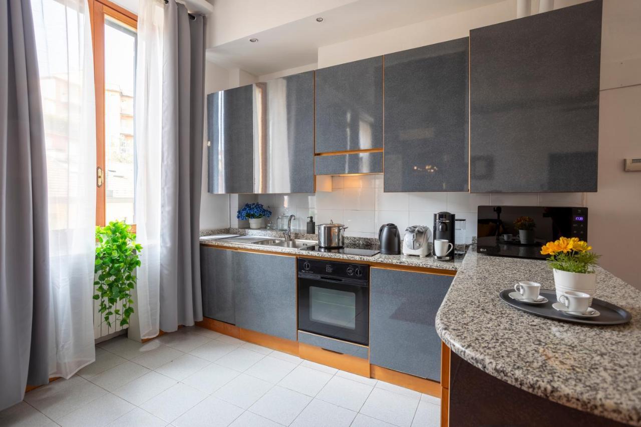 Free Parking Centro - Luxury Apartment in Pt Venezia Milano Esterno foto